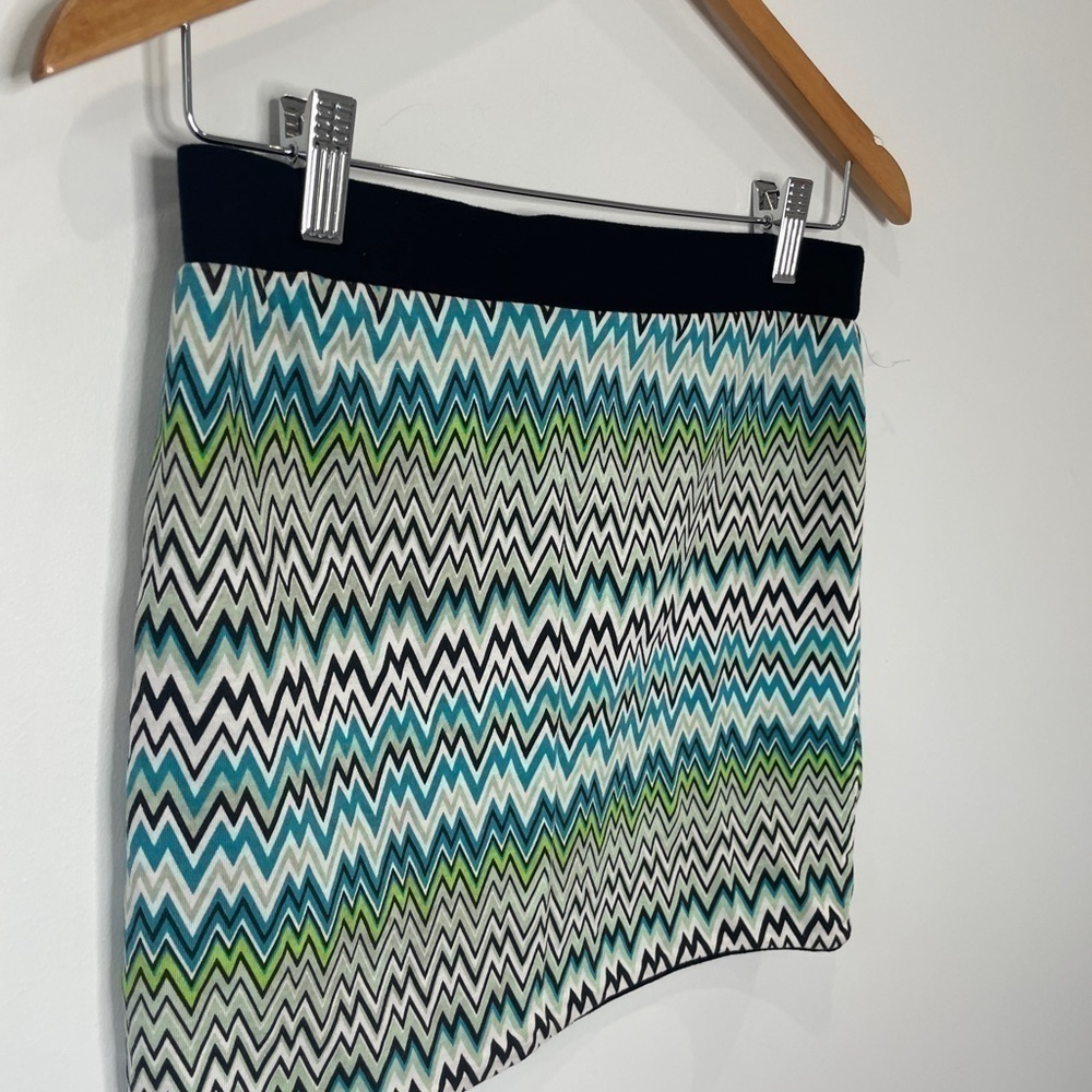 Chevron Multi-Color Mini Skirt - Picture 2 of 3